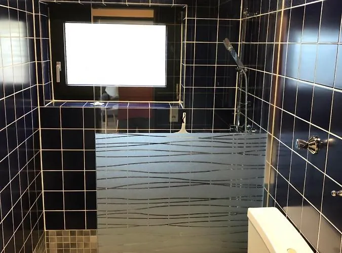 Burgblick Нидегген